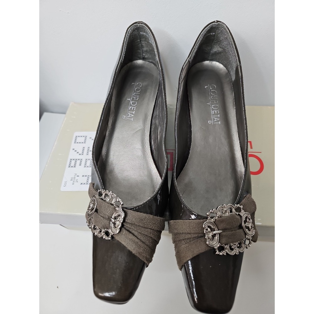 VTG Coup D'Etat Gray Patent & Suede Buckle Pumps Size 8.5M
